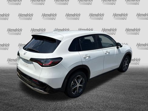 Used 2023 Honda HR-V EX-L image 10