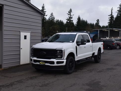 New 2026 Ford F250 XLT w/ XLT Premium Package image 3