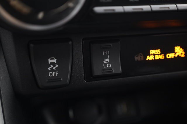 Used 2025 Toyota RAV4 XLE w/ Weather Package AWD/4WD image 17