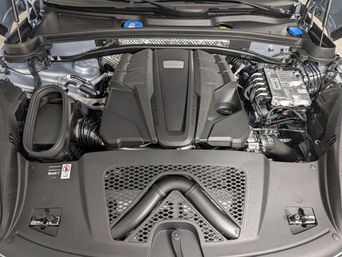 New 2026 Porsche Macan S AWD/4WD image 26