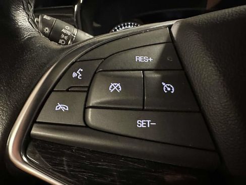 Used 2023 Cadillac XT5 Premium Luxury AWD/4WD image 33