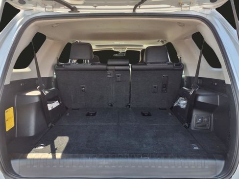 Used 2023 Toyota 4Runner SR5 Premium image 23