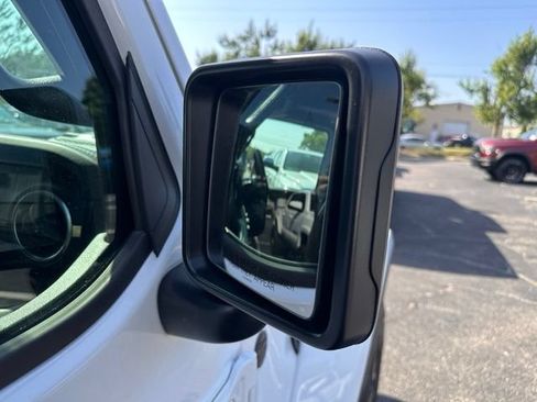 Used 2025 Jeep Wrangler Unlimited Sahara AWD/4WD image 11