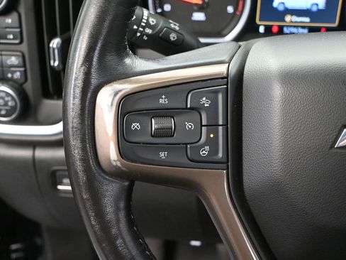 Used 2022 Chevrolet Silverado 2500 High Country w/ Z71 Off-Road Package image 36