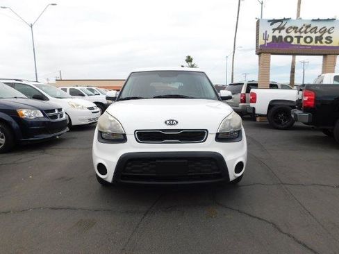 Used 2012 Kia Soul + image 2