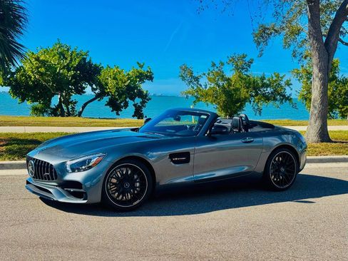 Used 2018 Mercedes-Benz AMG GT Base 2dr Roadster image 1