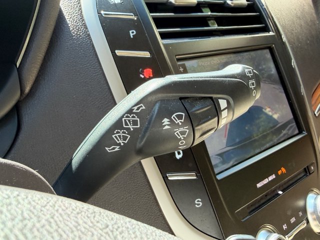 Used 2019 Lincoln MKC Select w/ Select Plus Package FWD image 33