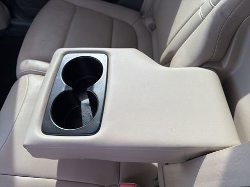 Used 2022 Lincoln Corsair AWD w/ Premium Package image 18