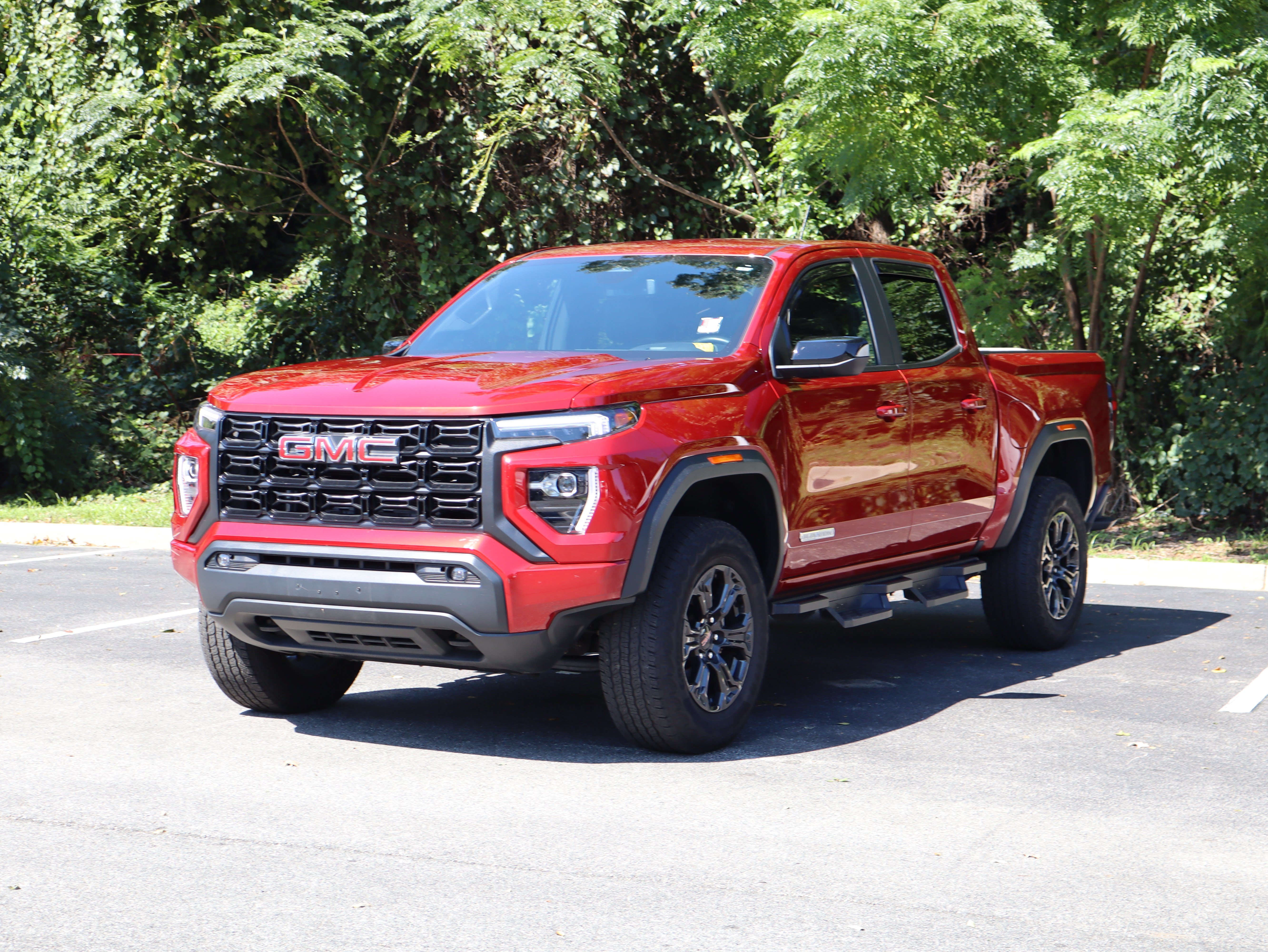 Used 2025 GMC Canyon Elevation w/ Convenience Package RWD image 5