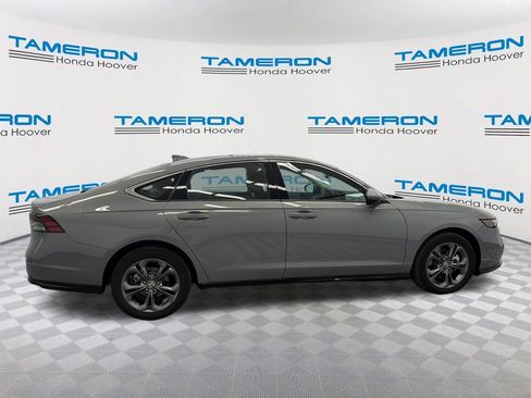 Used 2025 Honda Accord EX-L image 6