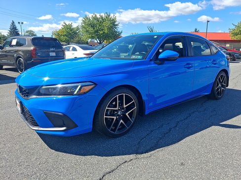 Used 2022 Honda Civic Sport Touring image 3
