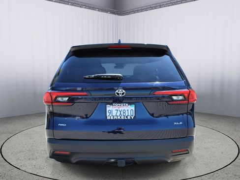 Certified 2024 Toyota Grand Highlander AWD image 7