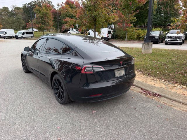 Used 2022 Tesla Model 3 Long Range AWD/4WD image 3