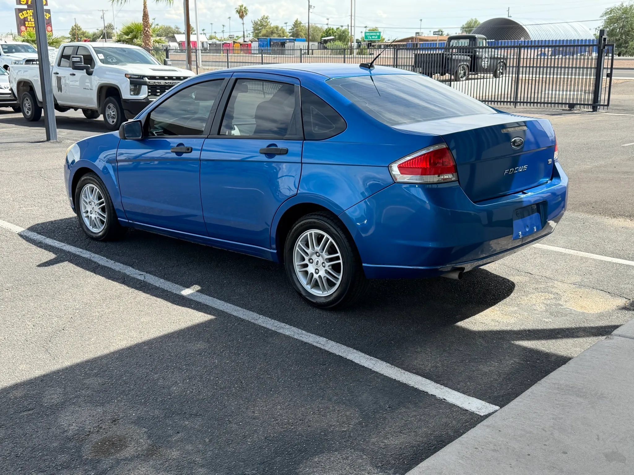 Used 2011 Ford Focus SE w/ 201A Rapid Spec Order Code FWD image 4