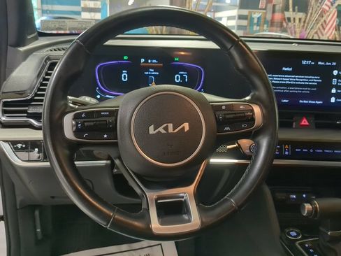 Used 2023 Kia Sportage X-Line AWD/4WD image 2