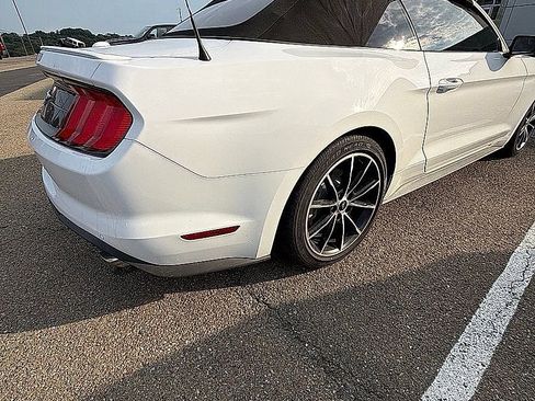 Used 2020 Ford Mustang Convertible w/ Equipment Group 101A RWD image 9