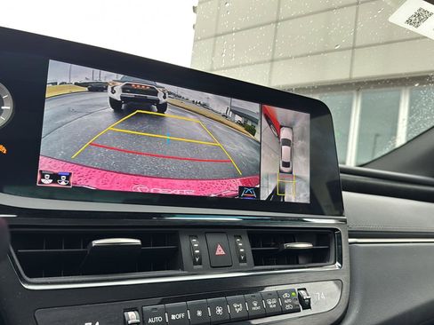 Certified 2022 Lexus ES 350 Ultra Luxury w/ Accessory Package 2 image 23