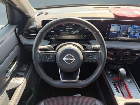 Certified 2026 Nissan Kicks SR FWD image 28