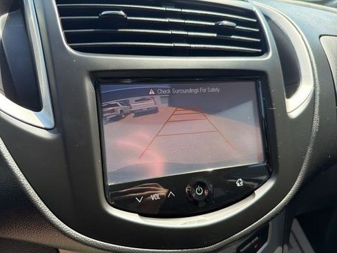 Used 2015 Chevrolet Trax LT w/ LT Plus Package FWD image 29