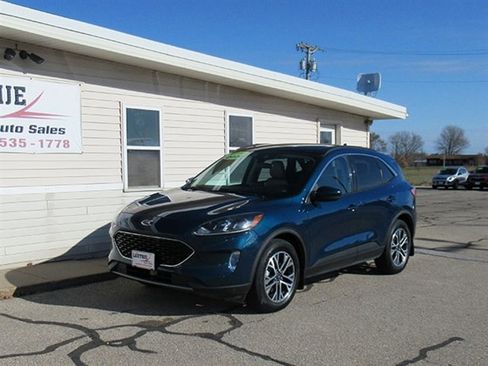Used 2020 Ford Escape SEL image 2