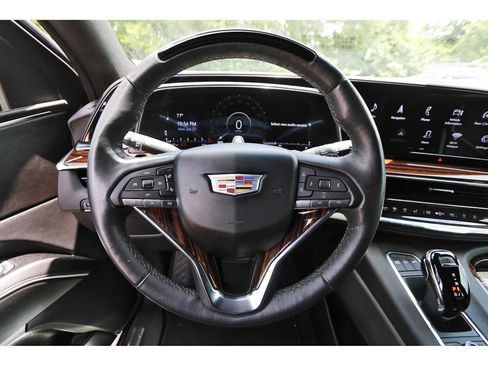 Used 2023 Cadillac Escalade ESV Premium Luxury AWD/4WD image 15