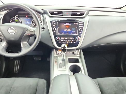 Used 2020 Nissan Murano SV FWD image 11