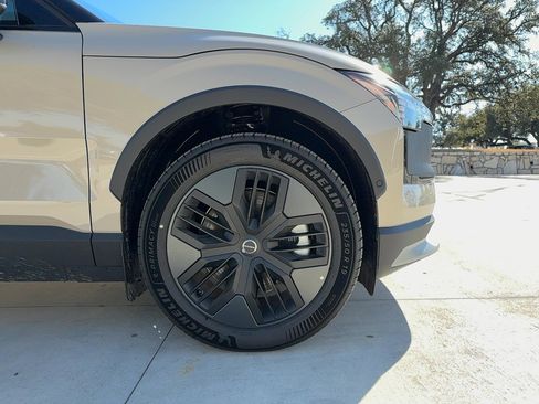 New 2026 Volvo EX30 Cross Country Ultra w/ Protection Package Premier image 9