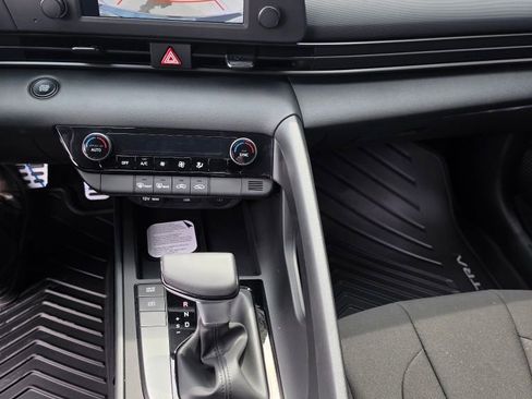 New 2026 Hyundai Elantra Sport FWD image 11