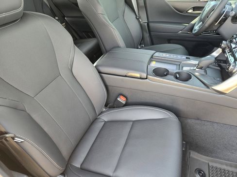 New 2026 Lexus LX 700h Luxury w/ Appearance Package AWD/4WD image 6