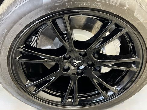 Used 2021 Tesla Model Y Long Range AWD/4WD image 14