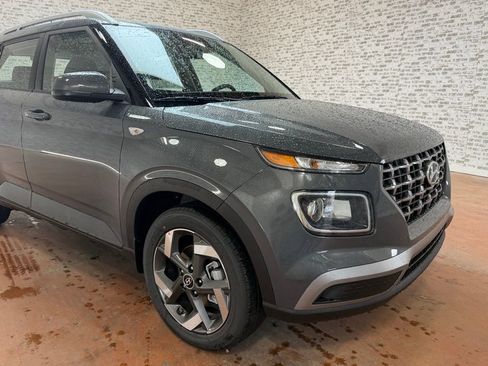 New 2026 Hyundai Venue SEL image 7