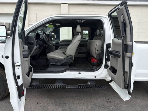 Used 2020 Ford F250 XL w/ Power Equipment Group AWD/4WD image 8