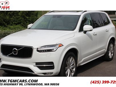 Used 2016 Volvo XC90 T6 Momentum