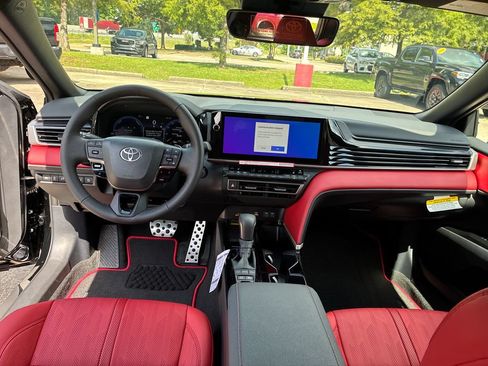 New 2026 Toyota Camry XSE FWD image 18