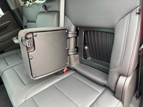 Used 2026 GMC Sierra 1500 SLT image 20