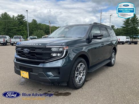 Used 2025 Ford Expedition Active AWD/4WD image 29