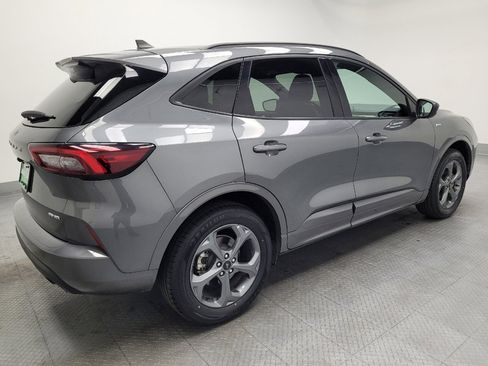 Used 2024 Ford Escape ST-Line image 10
