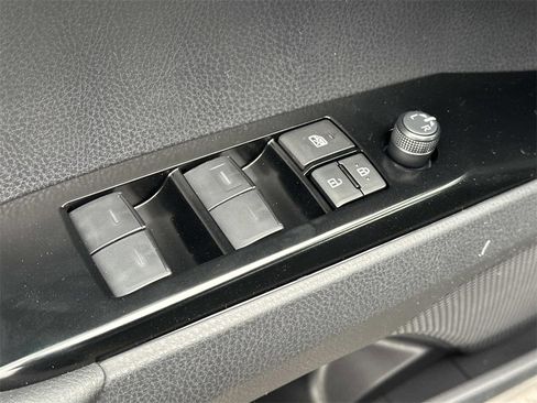New 2026 Toyota Camry SE image 15