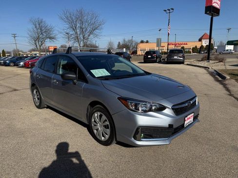 Used 2022 Subaru Impreza 2.0i image 3