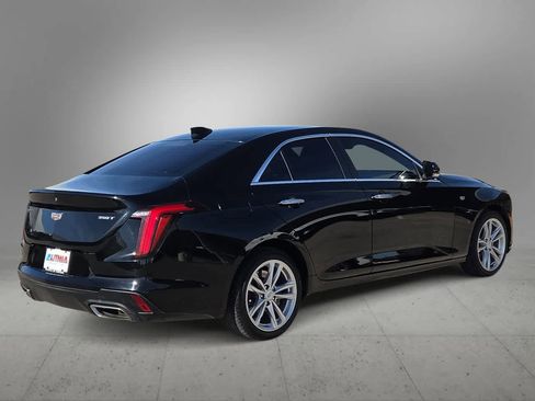Used 2021 Cadillac CT4 Luxury w/ Cold Weather Package image 8