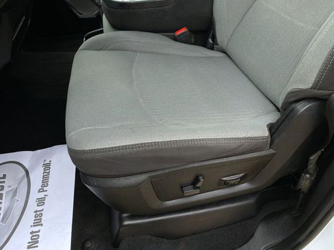 Used 2024 RAM 2500 Big Horn image 12