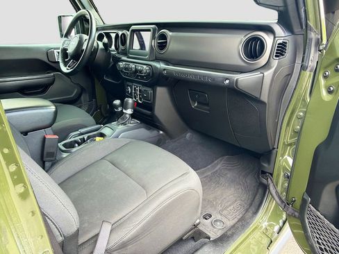 Used 2022 Jeep Wrangler Unlimited Sport AWD/4WD image 13