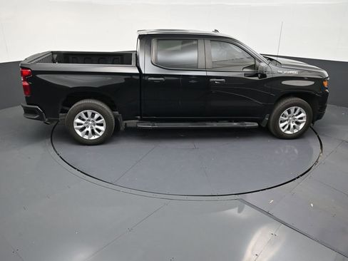 Used 2024 Chevrolet Silverado 1500 Custom RWD image 17