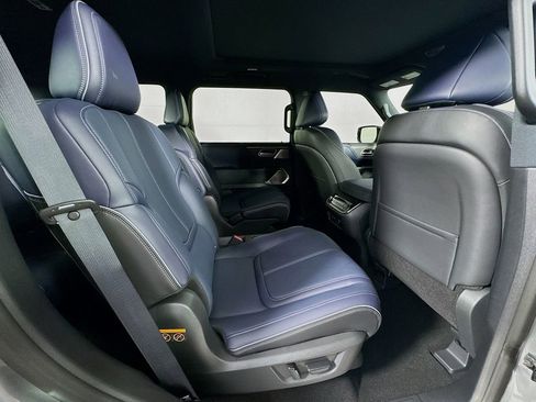 New 2026 INFINITI QX80 4WD image 35