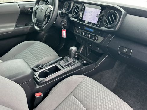 Used 2022 Toyota Tacoma SR image 15