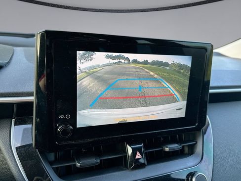 Used 2023 Toyota Corolla LE FWD image 22