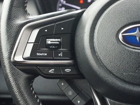 Used 2020 Subaru Outback Premium image 8