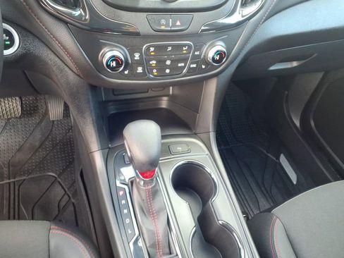 Used 2023 Chevrolet Equinox RS AWD/4WD image 14