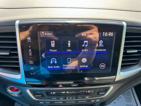 Used 2017 Honda Pilot EX-L image 23