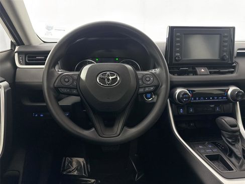 Certified 2019 Toyota RAV4 XLE image 30